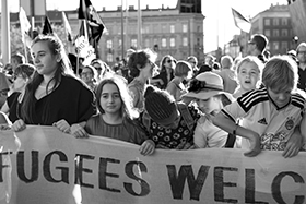 Open the borders! Refugees welcome!; Foto: Martina Gasser